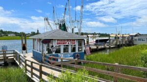 Live in a the kingfish bay new home community near Calabash, NC riverfront. Seafood capitol of the world in Coastal North Carolina