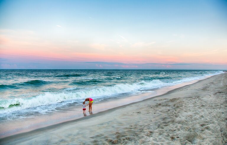 Coastal living near the beach for familiies in north carolina